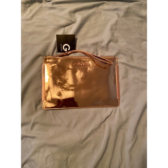 Guess clutch w/tag - Picture 1 of 2